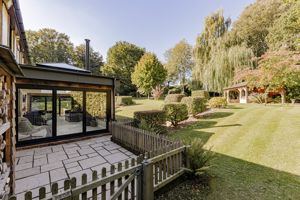 Photo 21- click for photo gallery